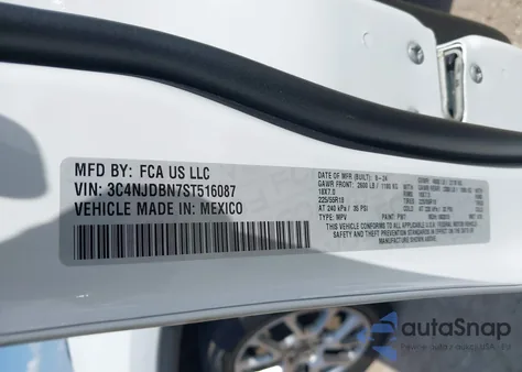 2025 Jeep Compass Latitude z USA, uszkodzony, nr VIN 3C4NJDBN7ST516087